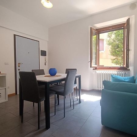 La Casa Di Erika - Pesaro Centro-Mare Appartement Buitenkant foto